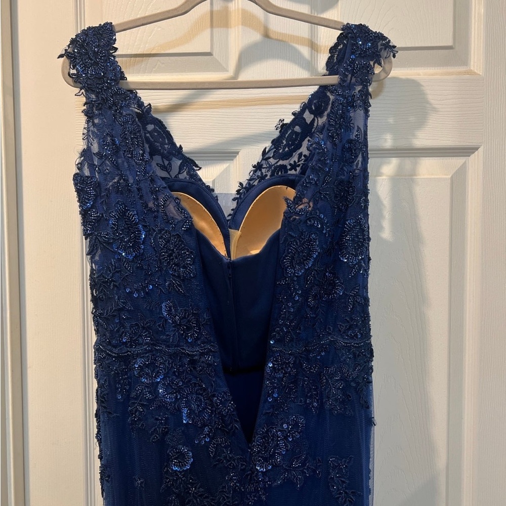 Montage by Mon Cheri M534 - Beaded Tulle Mother of the bride Navy Gown size 10 - Picture 8 of 14